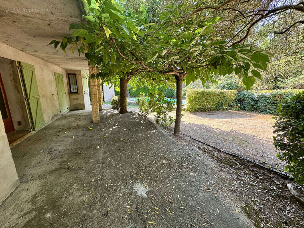Maison Nimes 5 pièces 107 m2 - photo 5