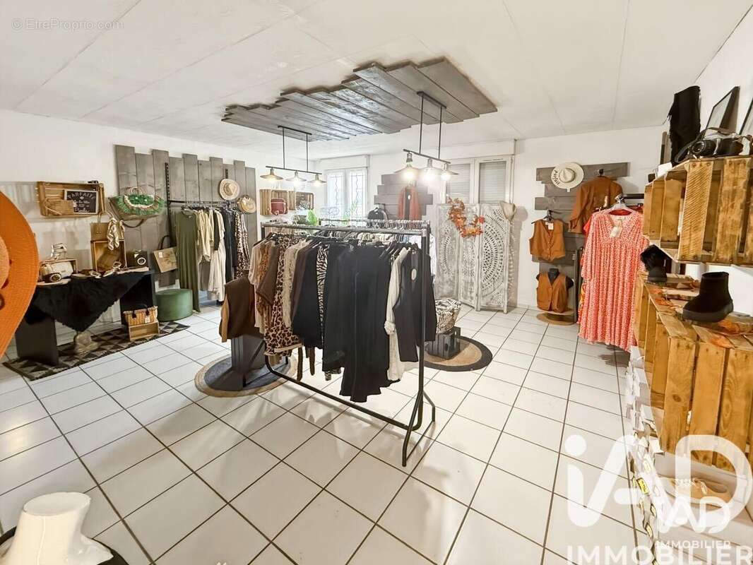 Photo 5 - Commerce à SAINT-MAXIMIN-LA-SAINTE-BAUME