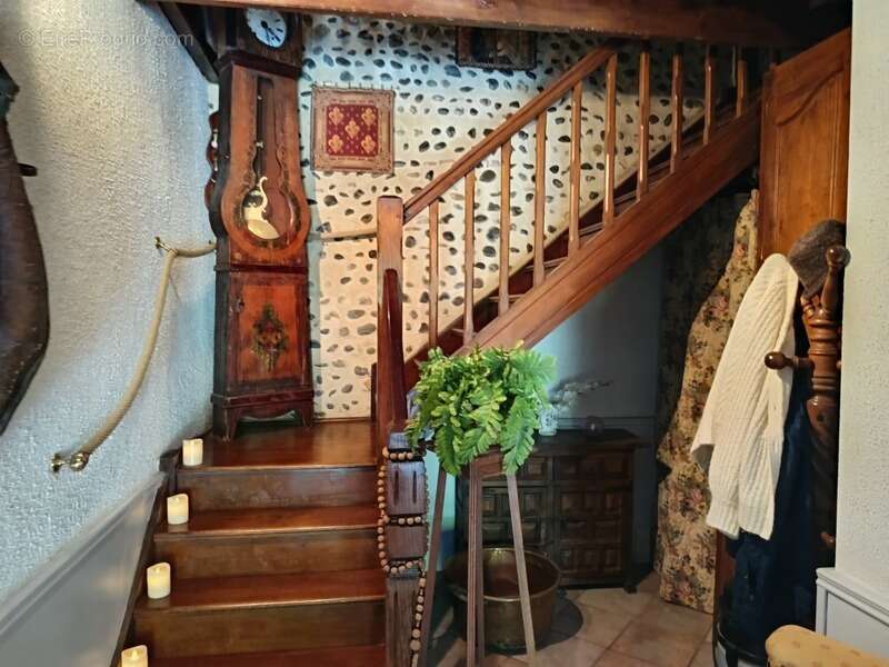 Authentique maison de charme avec dependances - photo 10