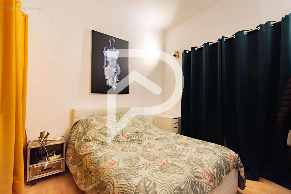 Appartement à MARSEILLE-4E