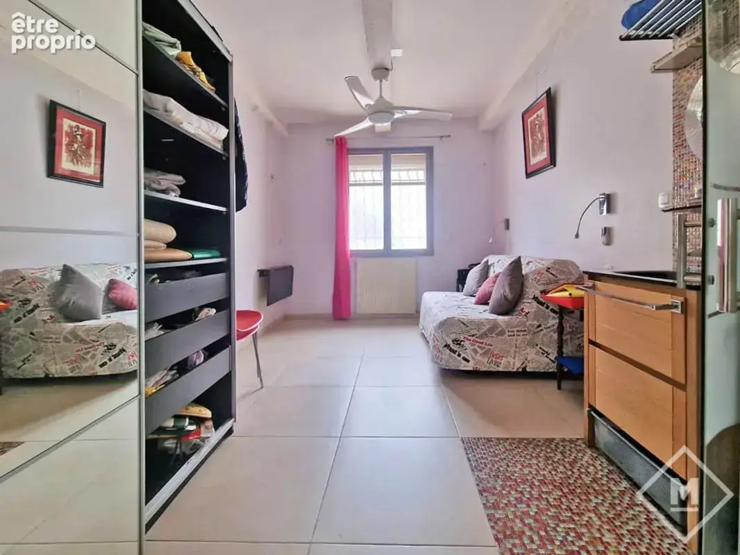 Maison familiale de 282 m² avec piscine, dépendances et fort potentiel 13013 - photo 14