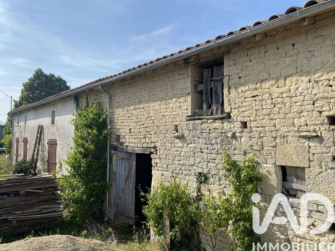 Photo 8 - Maison à BRIOUX-SUR-BOUTONNE