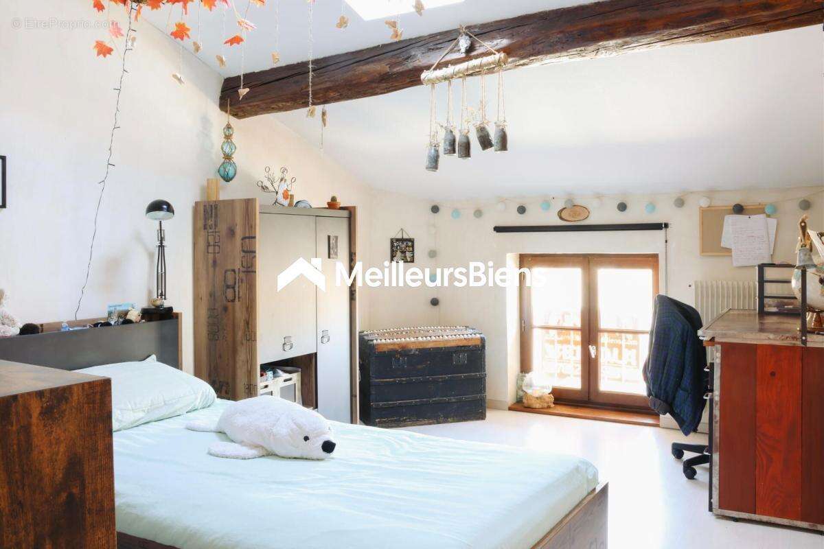 Appartement à VILLEFRANCHE-SUR-SAONE