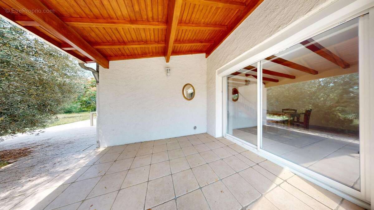 Maison 175 m² à Meursac  - photo 18
