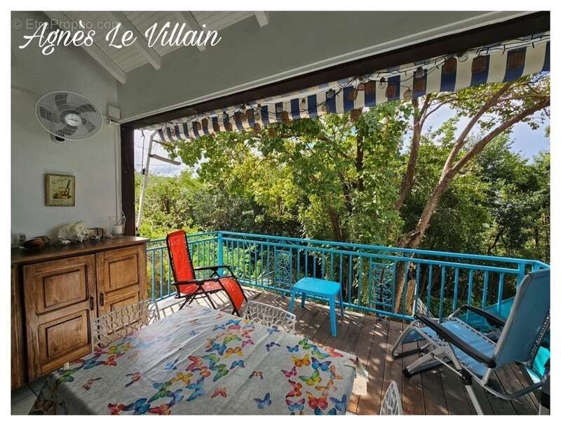 Appartement à DESHAIES