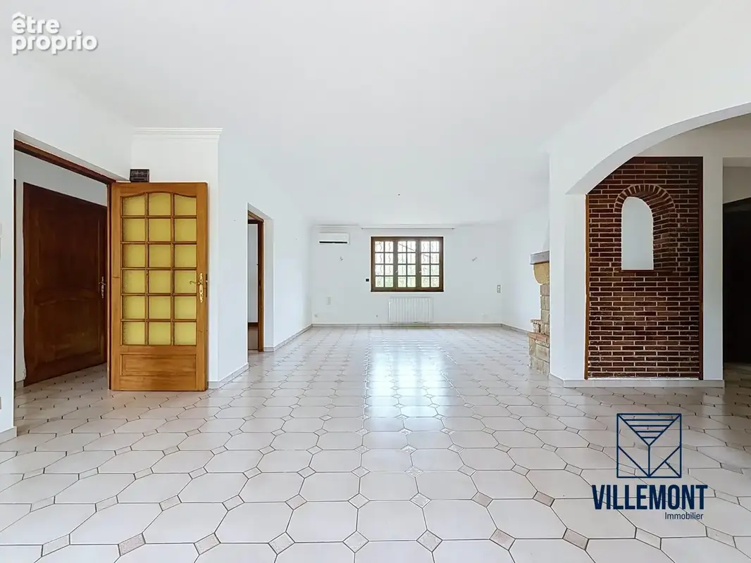 Pièce de vie / 39.84m² lumineuse