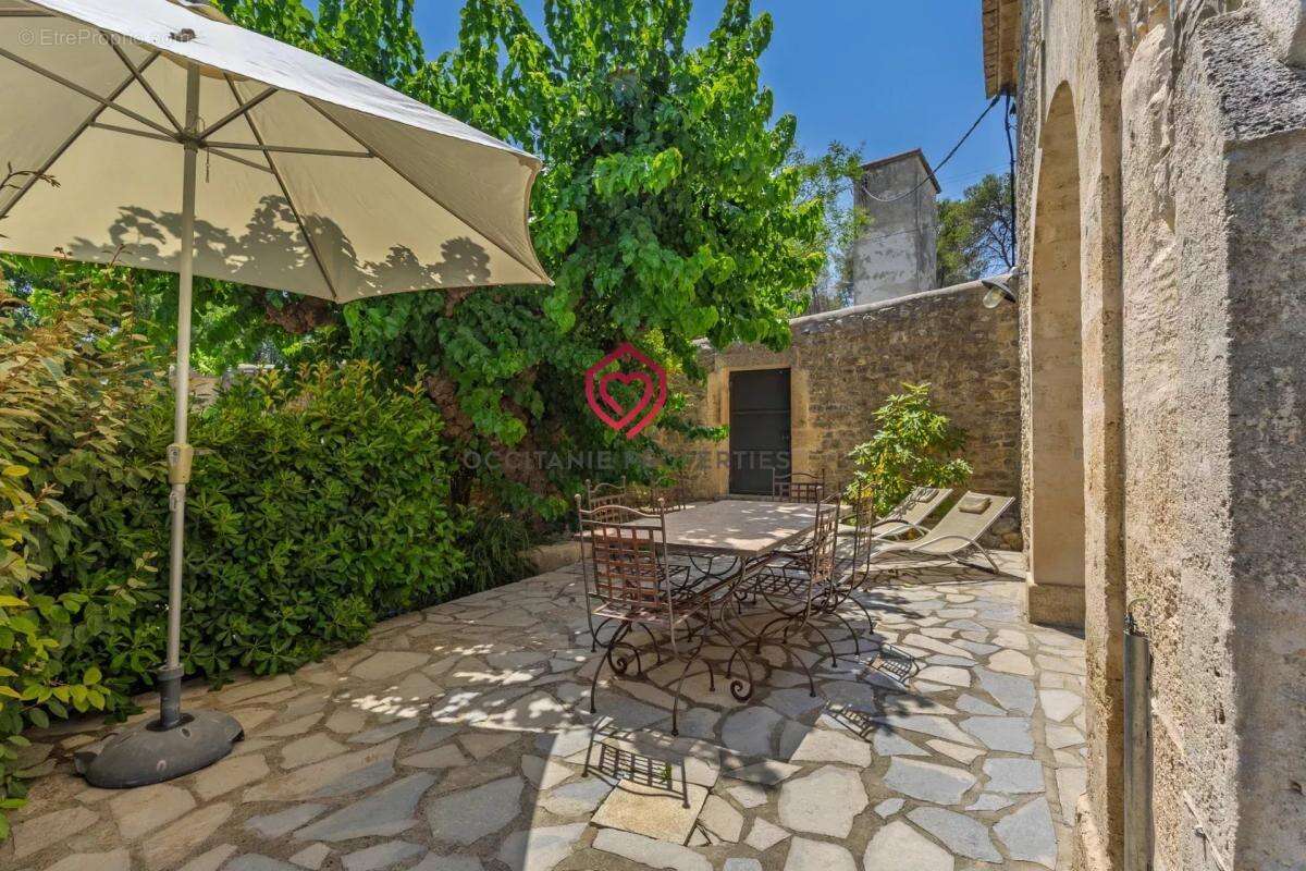 Maison à SUSSARGUES