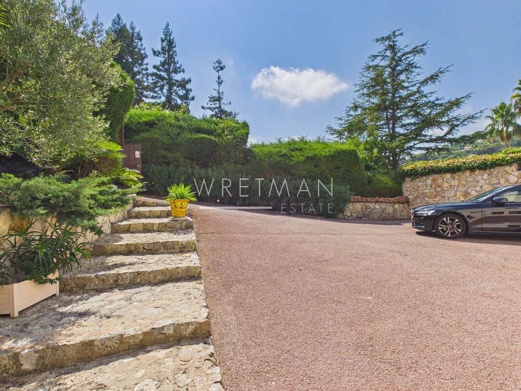 Villa familiale avec piscine dans une domaine sécurisé - Mougins - photo 23