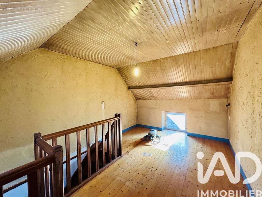 Photo 8 - Maison à MEZIERES-SUR-COUESNON