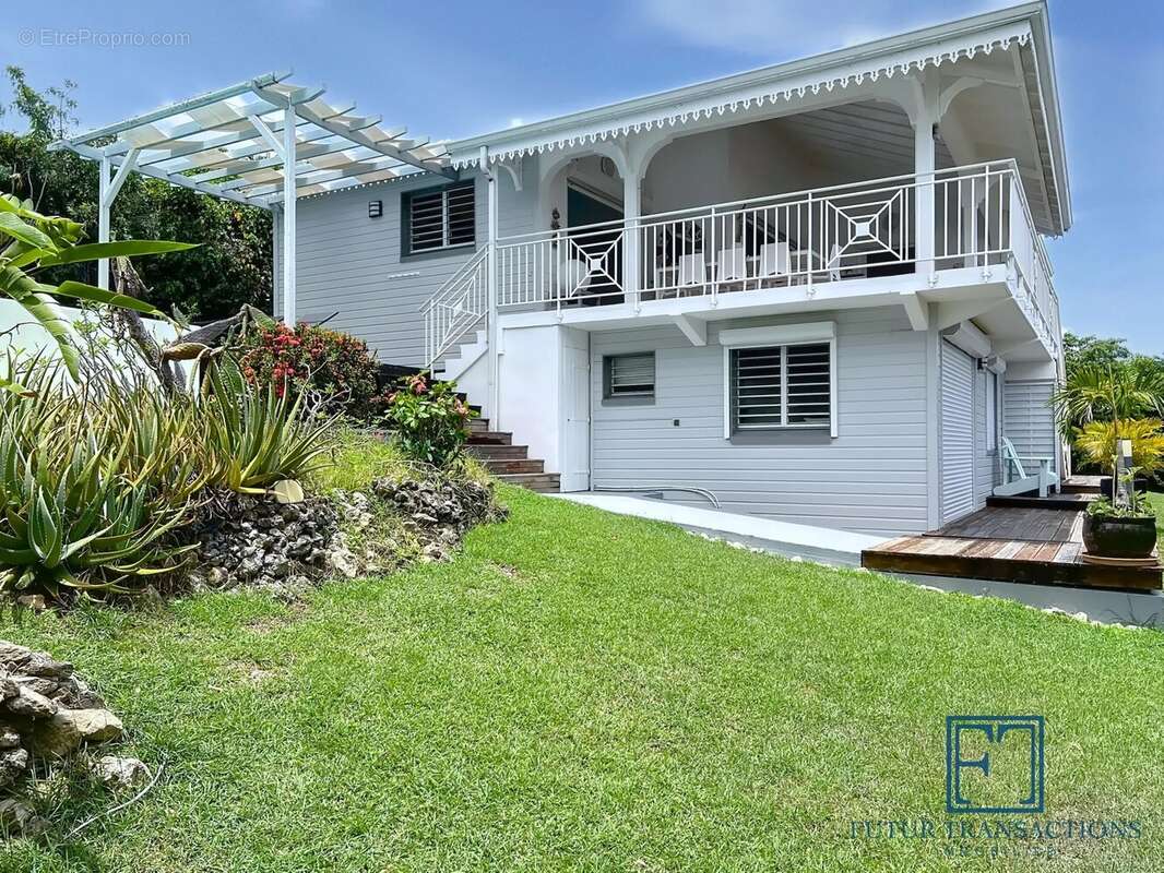 Maison à SAINTE-ANNE