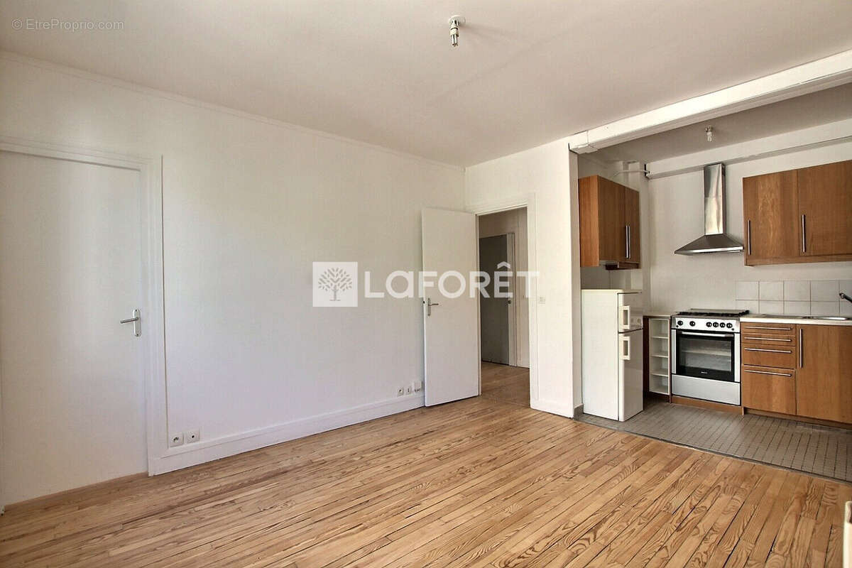 Appartement à ASNIERES-SUR-SEINE