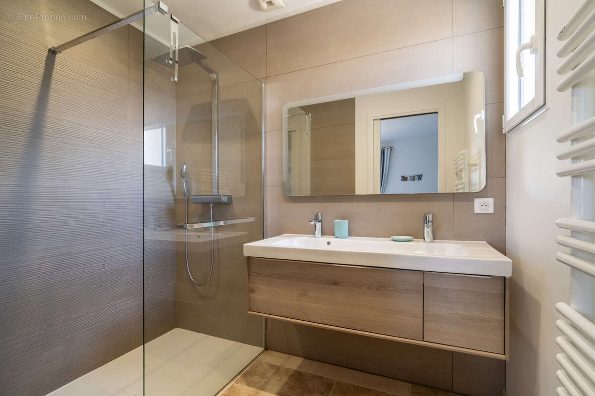 Maison à SIX-FOURS-LES-PLAGES