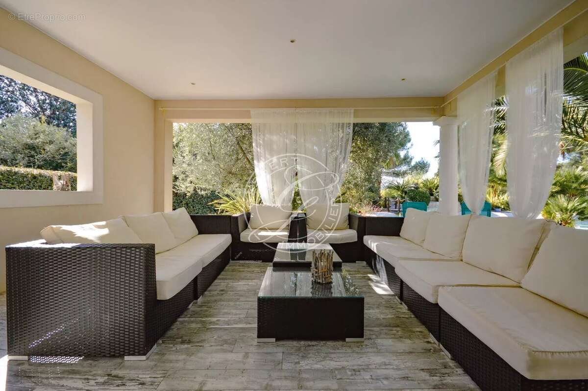 Maison à DRAGUIGNAN