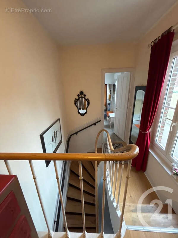 Maison à SAINT-QUENTIN