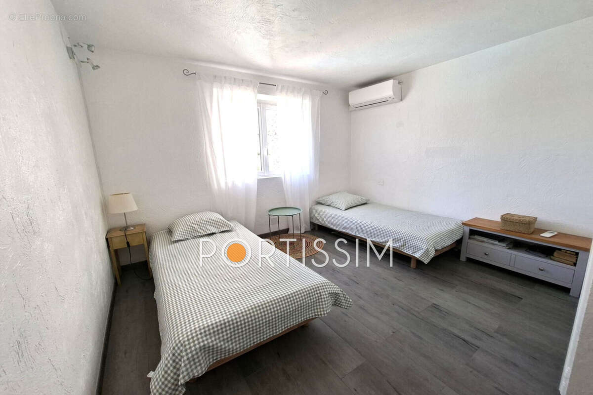 Appartement 102 m² à Saint-Paul  - photo 9