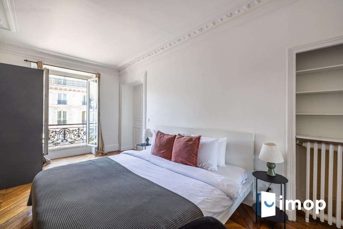 Appartement à PARIS-4E