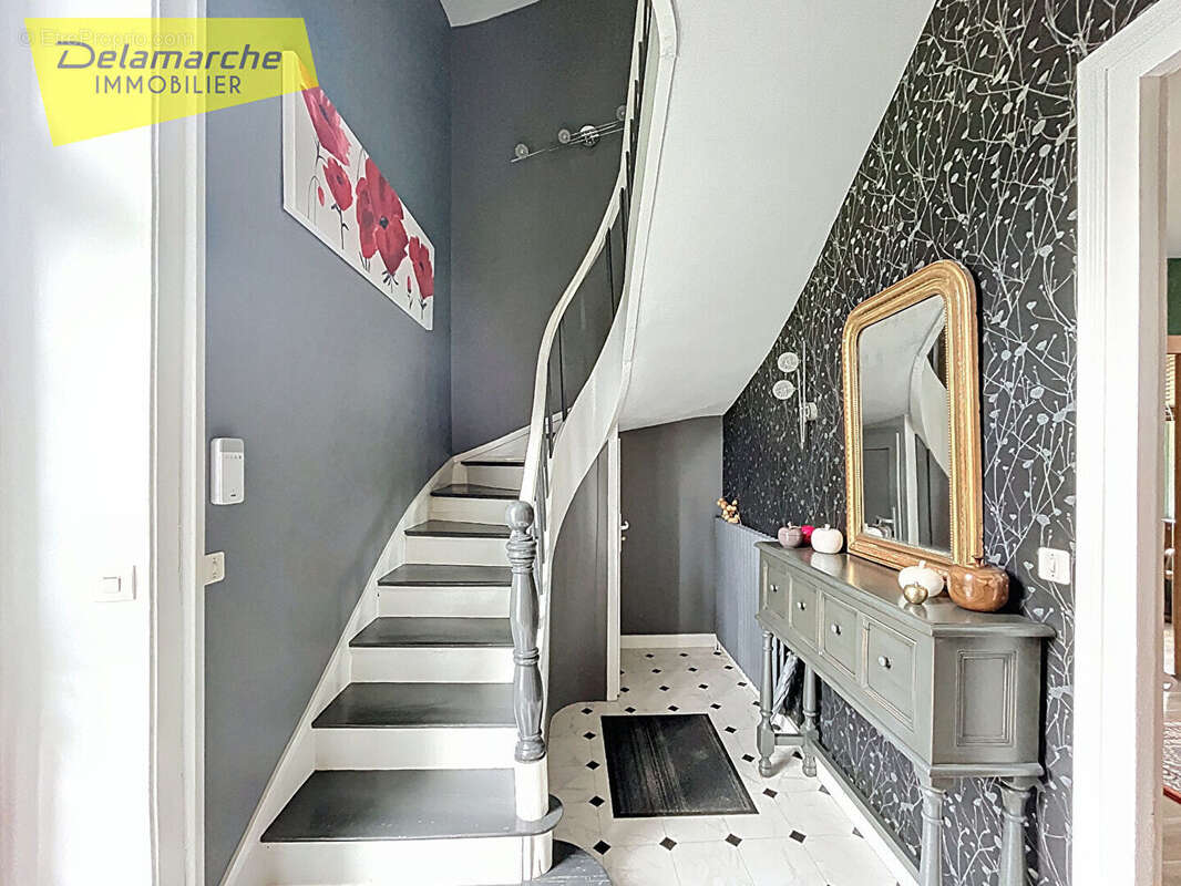 EXCLUSIVITE maison à vendre à  Le Grippon (50530) 4 chambres , dépendances et terrain - photo 6