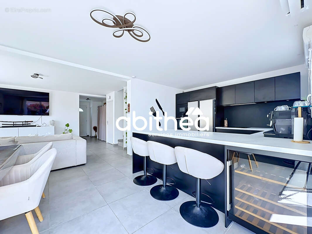 Villa 3 faces - 131 m2 - 4 chambres dont 1 au rdc - jardin piscine et garage - montblanc - photo 8