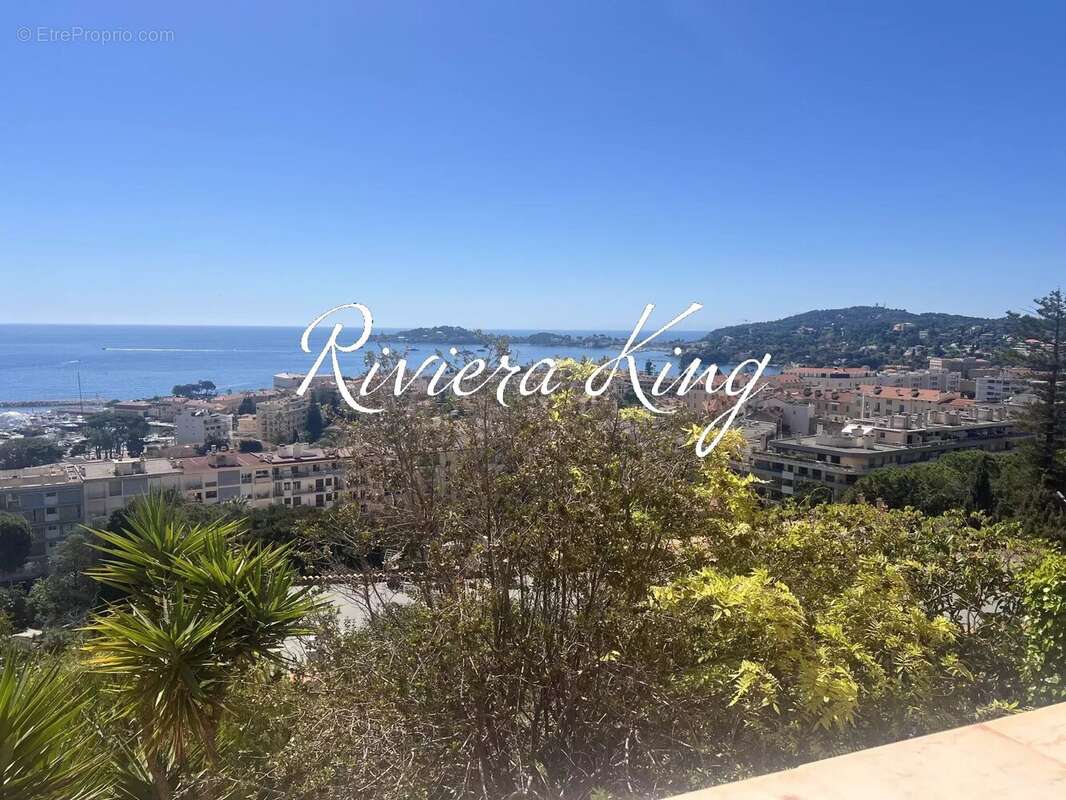Appartement à BEAULIEU-SUR-MER