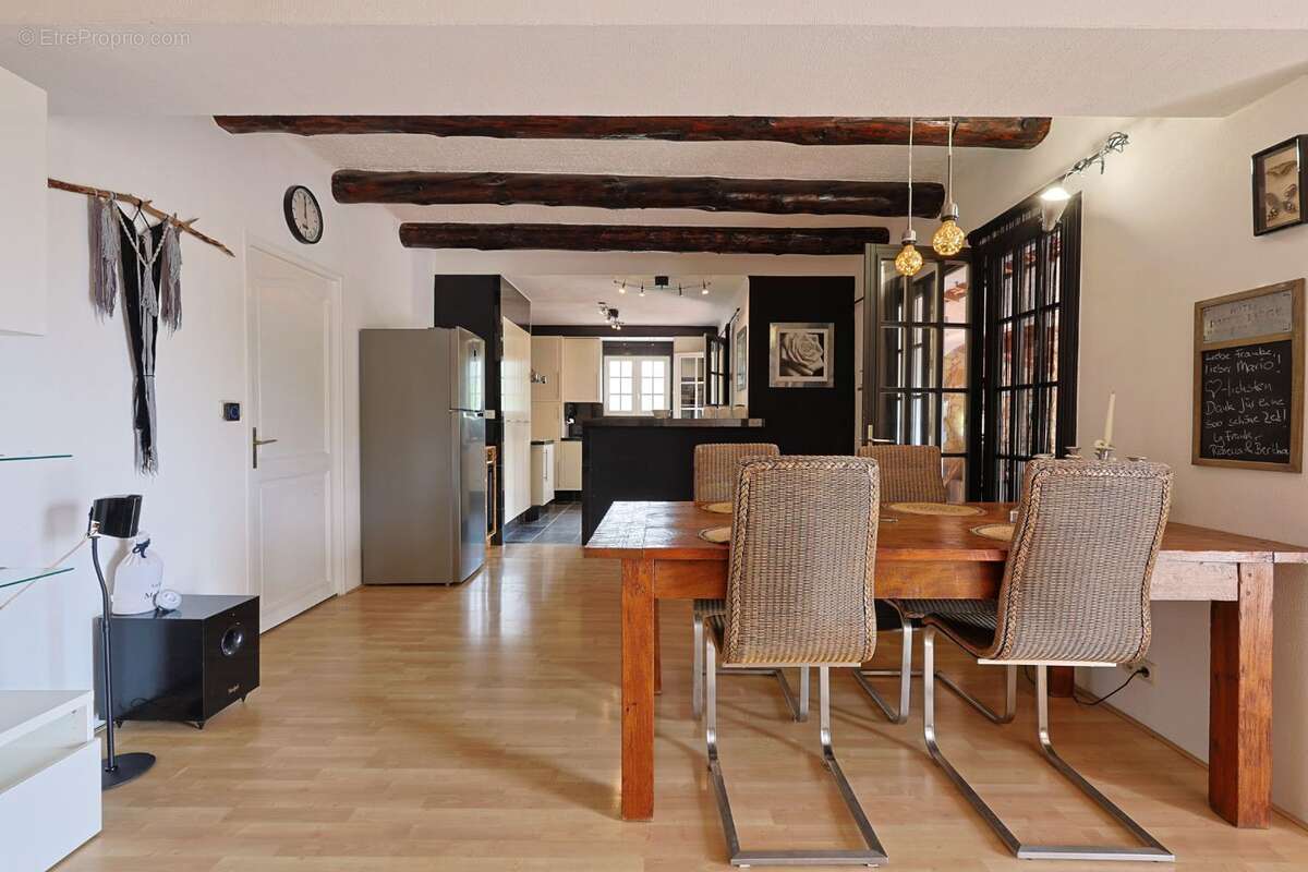 Maison à SAINT-ANTONIN-DU-VAR