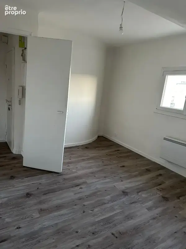 13015 - T2 de 42m2 vendu avec locataire en place - photo 2