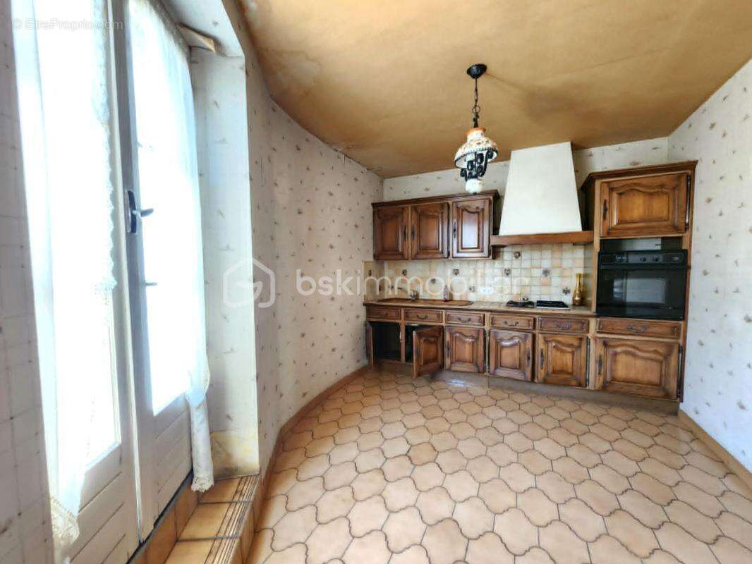 SOUS OFFRE D'ACHAT Maison de village 130 m² + grand grenier aménageable, garage et terrasse – Investissement ou Projet Familial  - photo 14