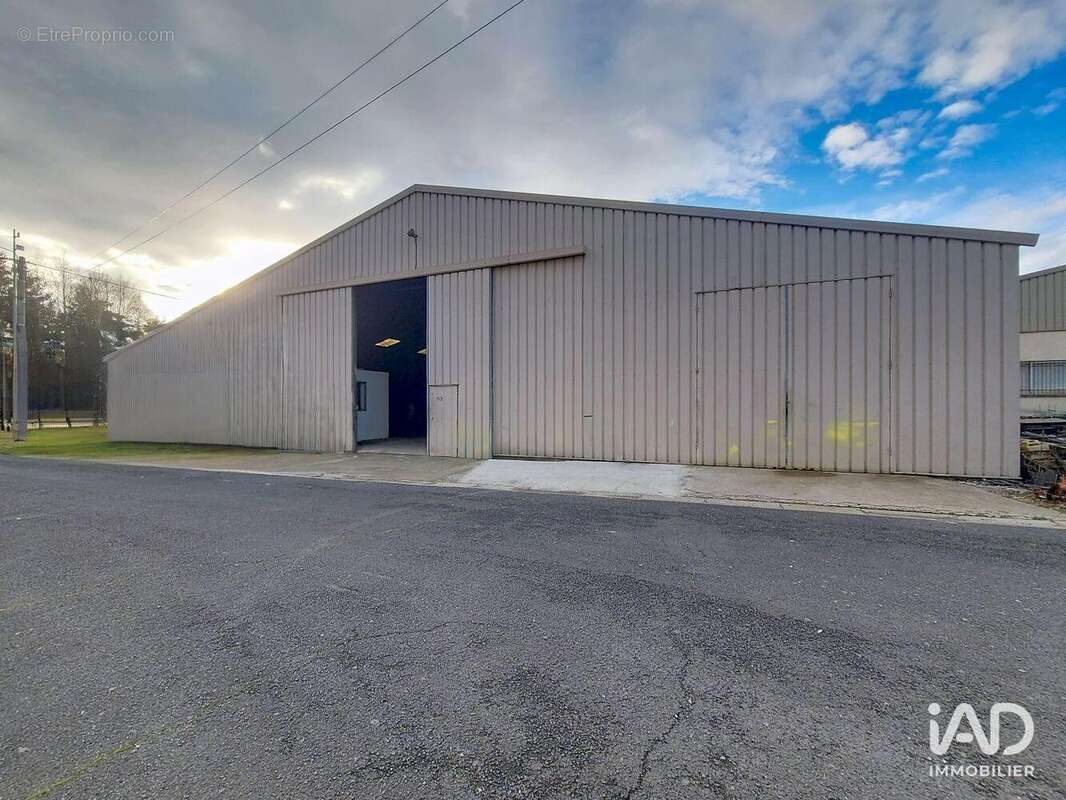 Photo 4 - Commerce à RIMEIZE