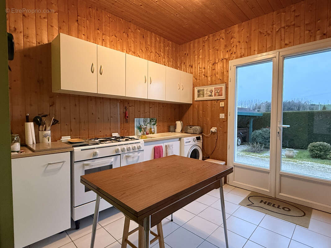 Maison à LAUSSOU