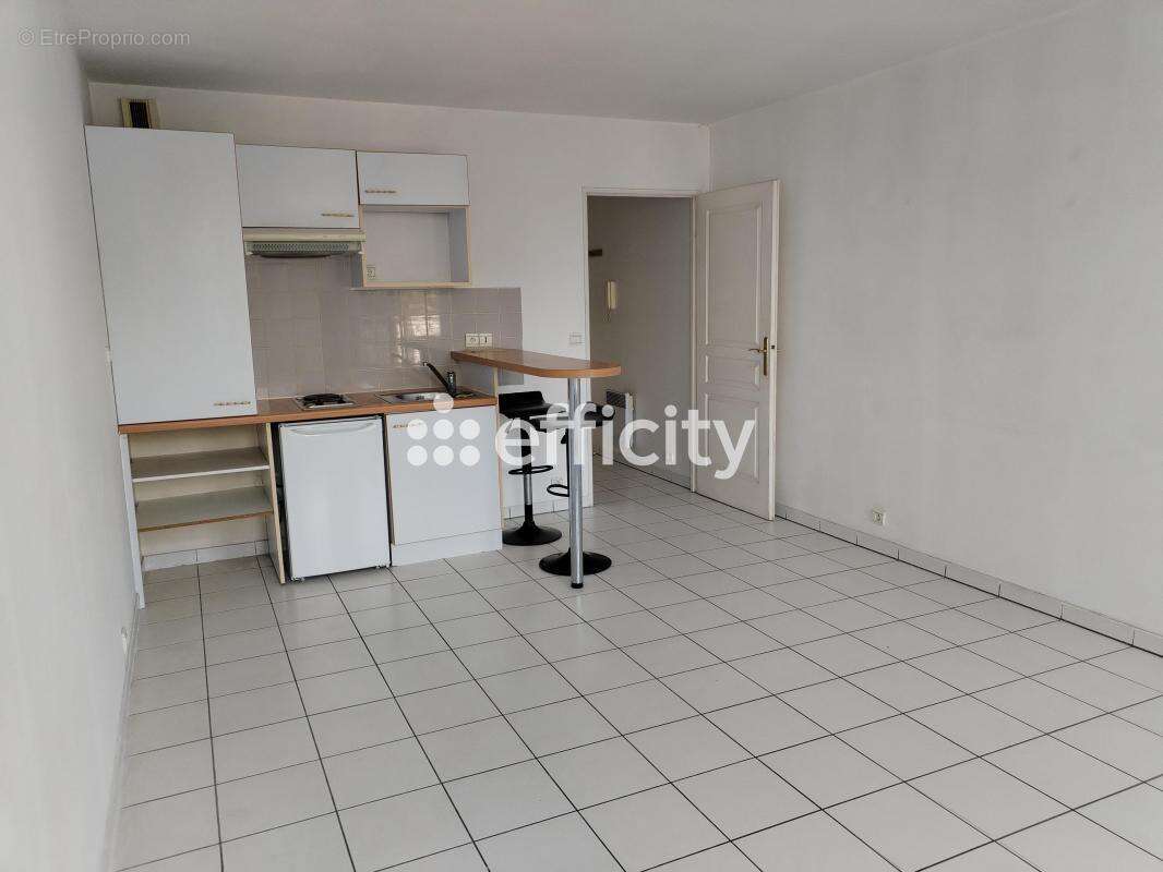 Appartement à PARIS-10E
