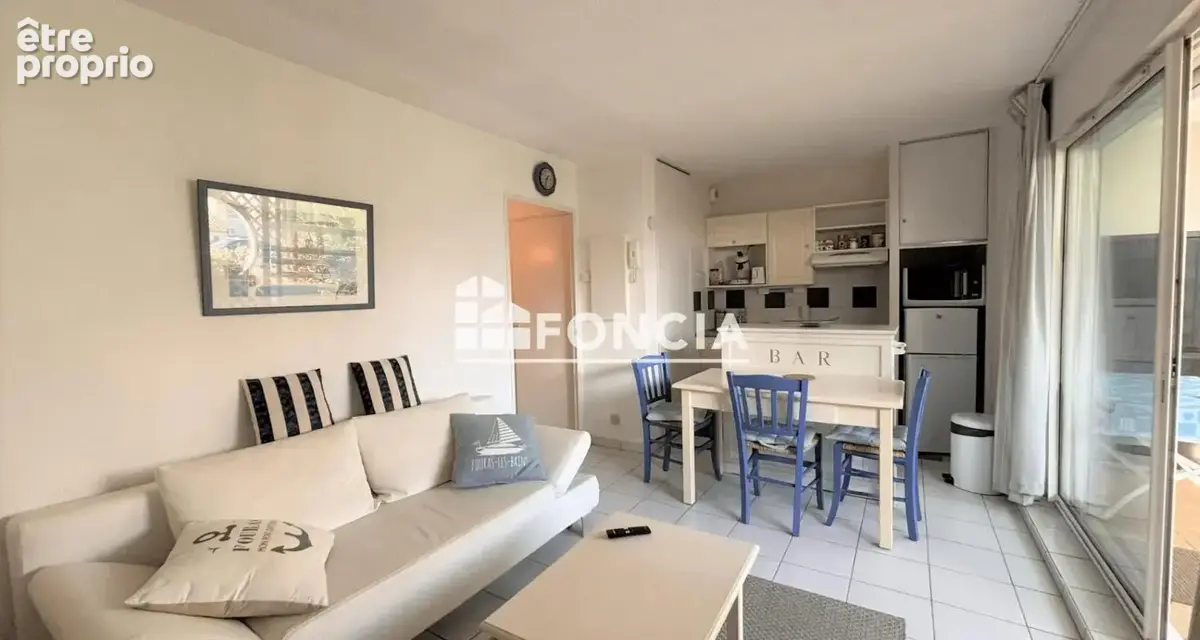 Appartement à FOURAS