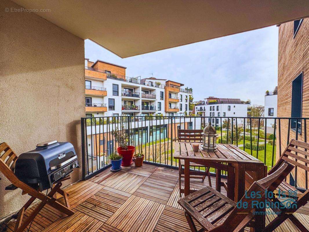 Appartement à LE PLESSIS-ROBINSON