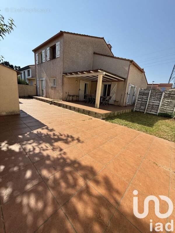 Photo 1 - Maison à SAINT-ESTEVE