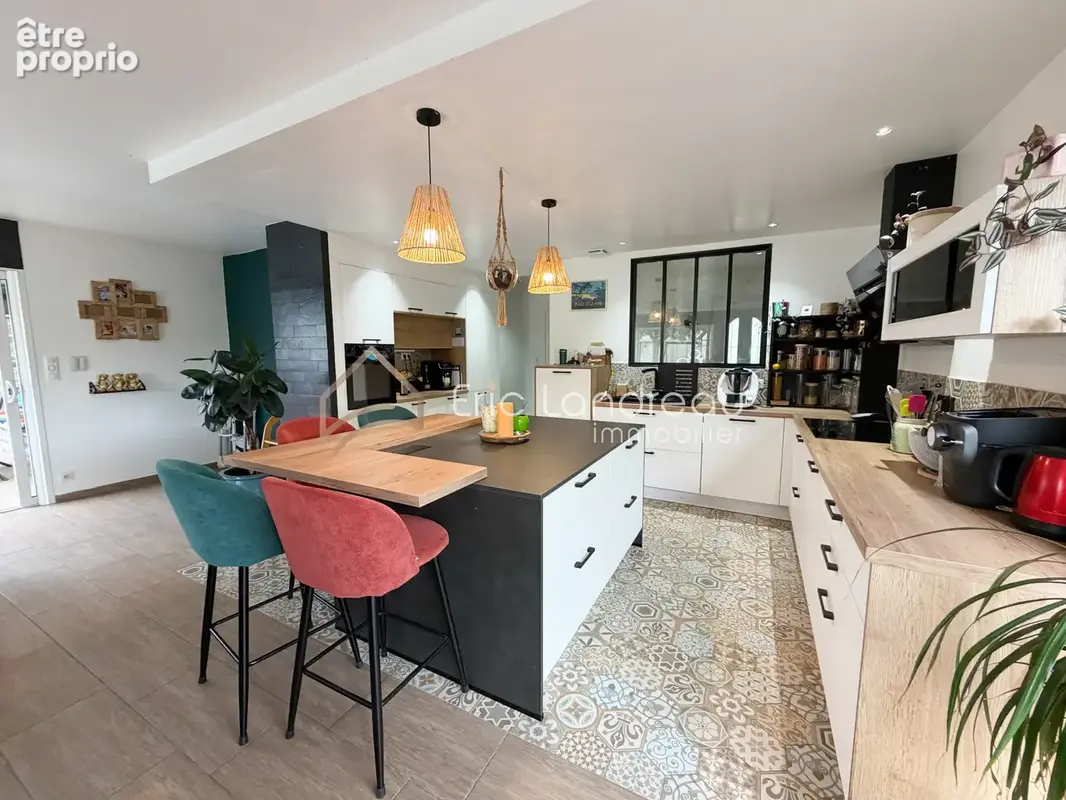 JARD-SUR-MER   Maison familiale avec beaux volumes, jardin paysagé et espace bien-être - photo 8