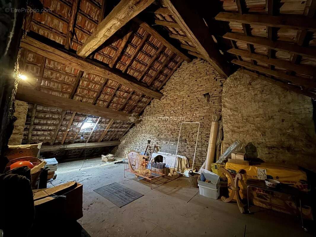 Maison à LIFFOL-LE-GRAND