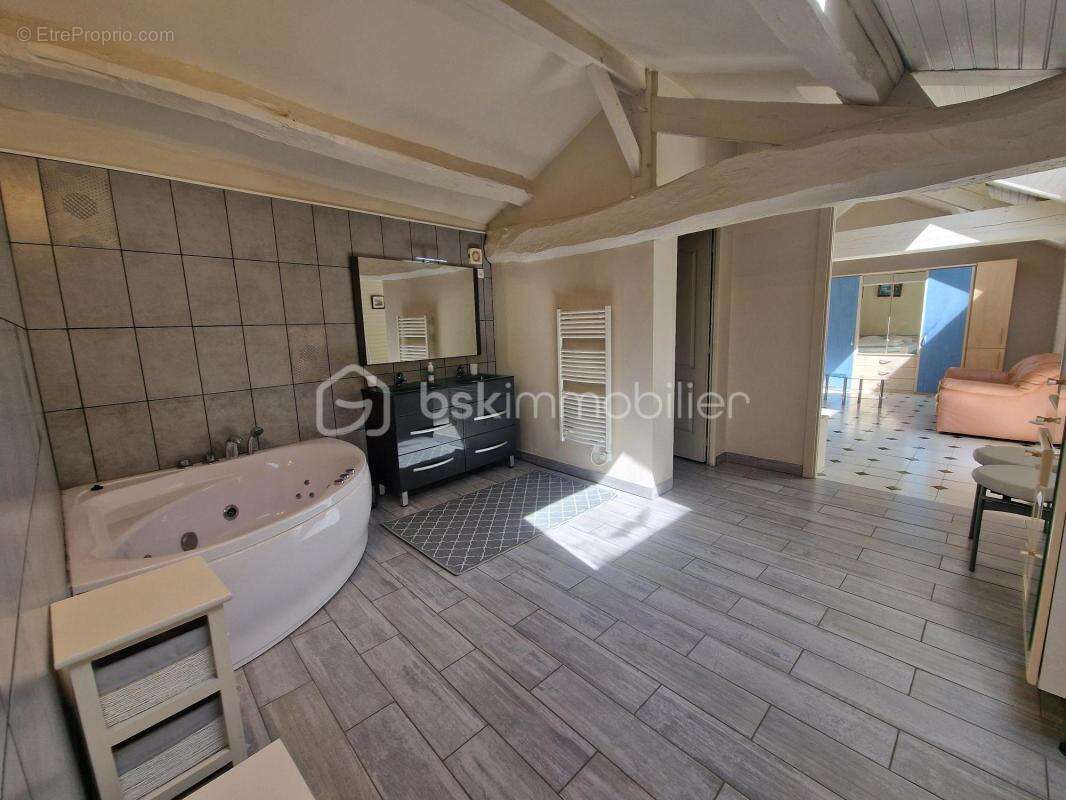 12  mn de loudun -  spacieuse maison  - possibilite  gite ou chambre d'hotes - veritable havre de paix - photo 12