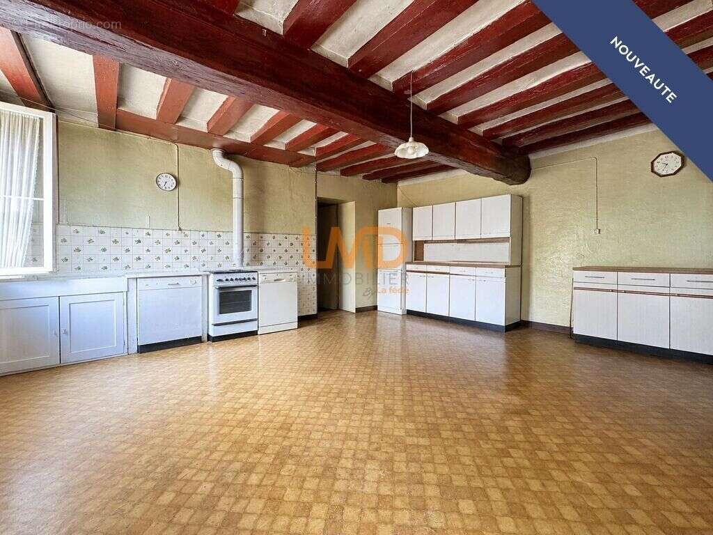 Maison à SARGE-SUR-BRAYE
