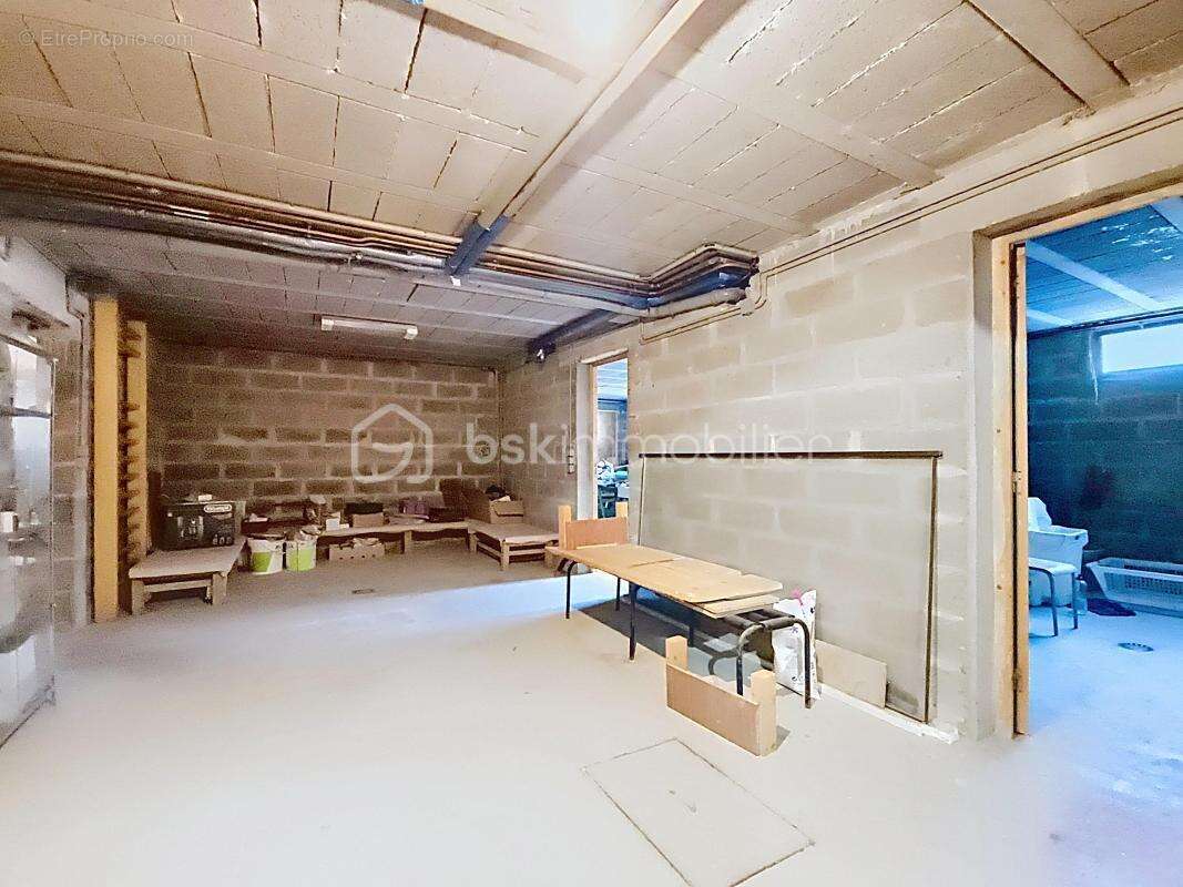 Maison sur la commune de Chatou - photo 22