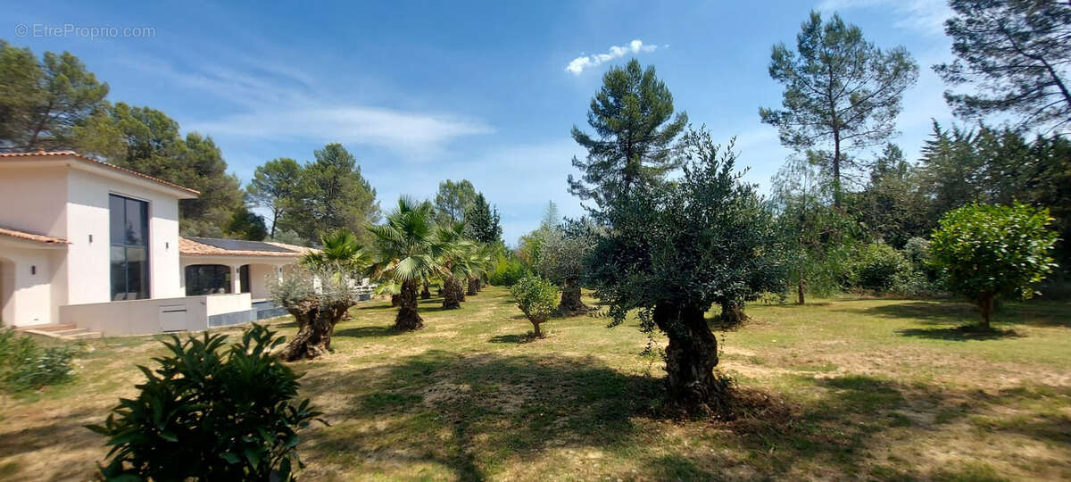 Maison à DRAGUIGNAN