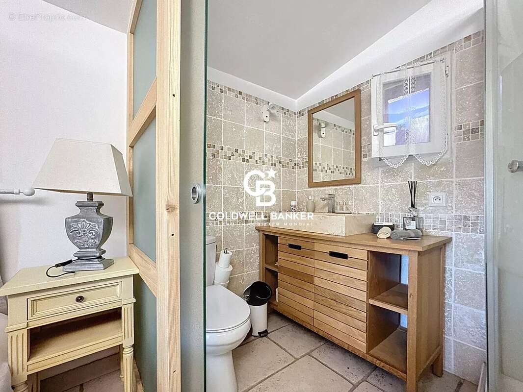 Maison à LES ADRETS-DE-L&#039;ESTEREL