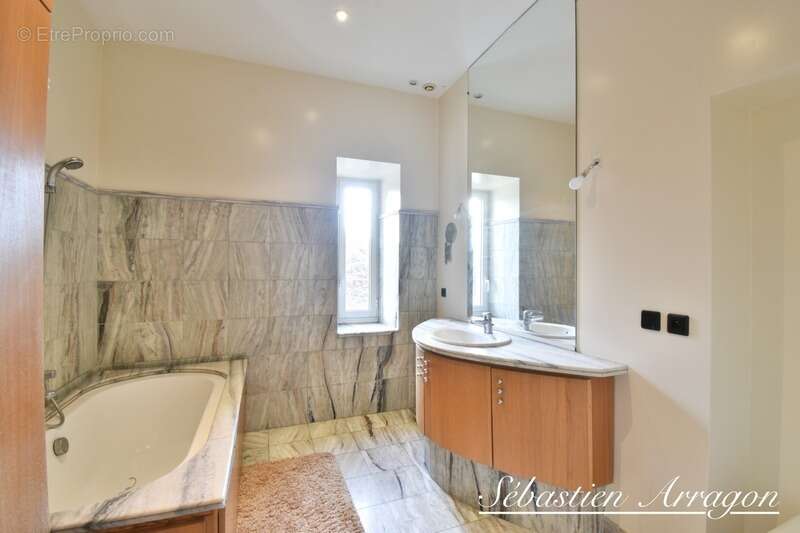 Maison à VILLENEUVE-SUR-LOT