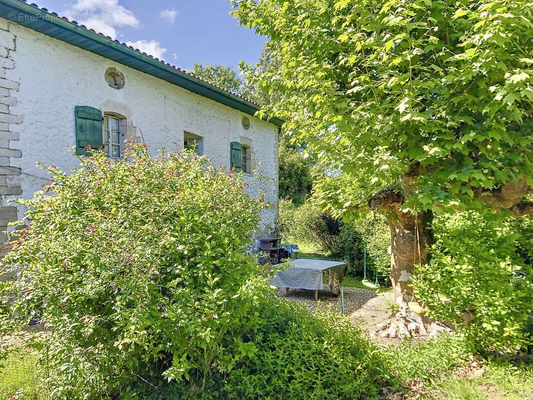 Maison à SAINT-MARTIN-DE-SEIGNANX