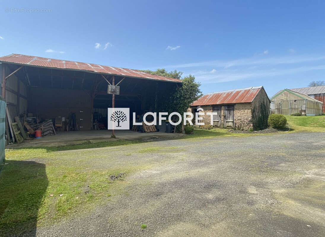 Maison à MERDRIGNAC