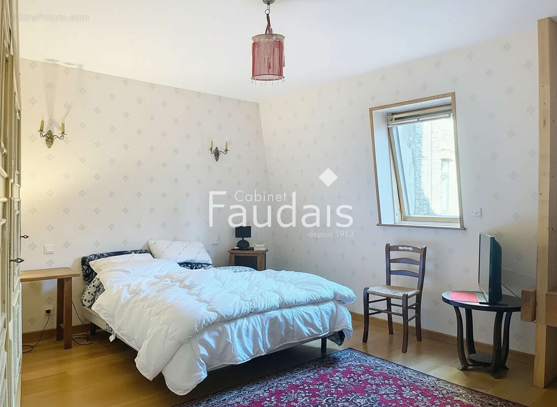 Maison à COUTANCES