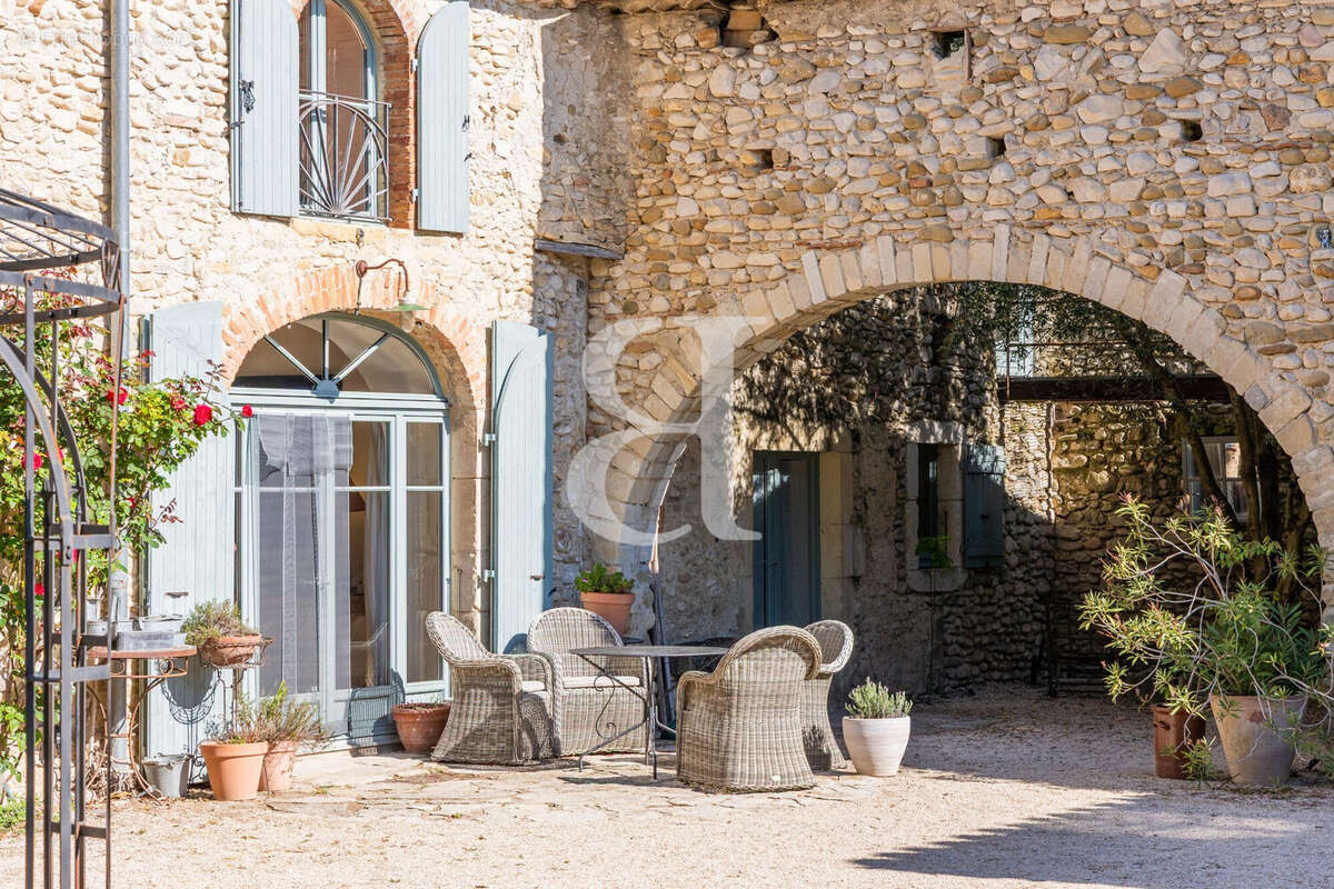 Maison à LA BEGUDE-DE-MAZENC