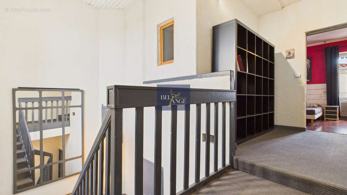 Maison à VILLENEUVE-DE-BERG