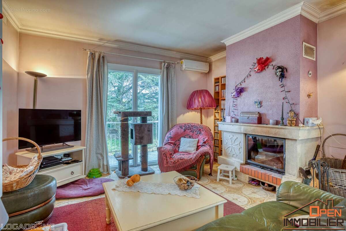 Maison à CANCON