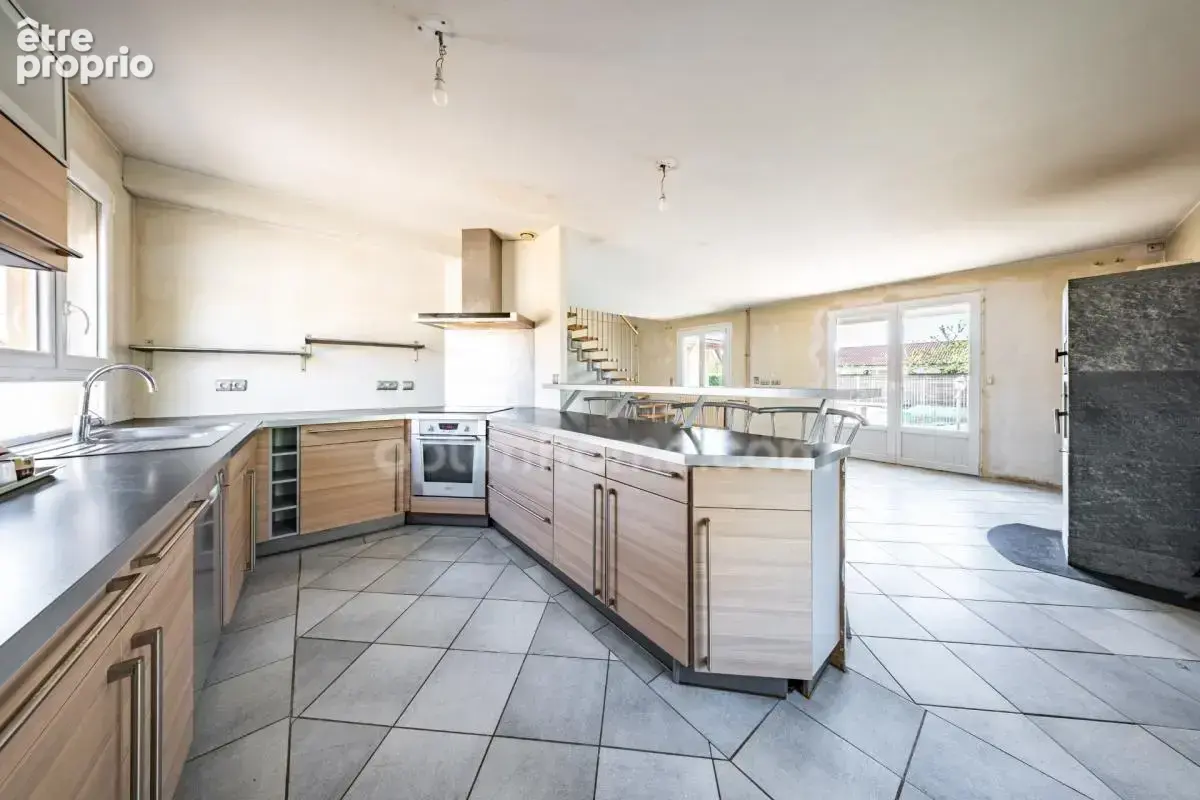 Maison familiale, 3 Chambres, avec piscine + Atelier à GEVREY-CHAMBERTIN - photo 4
