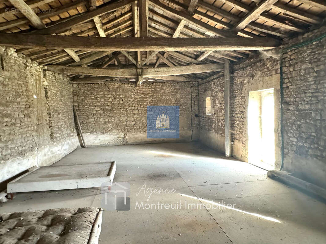 Maison à BRION-PRES-THOUET