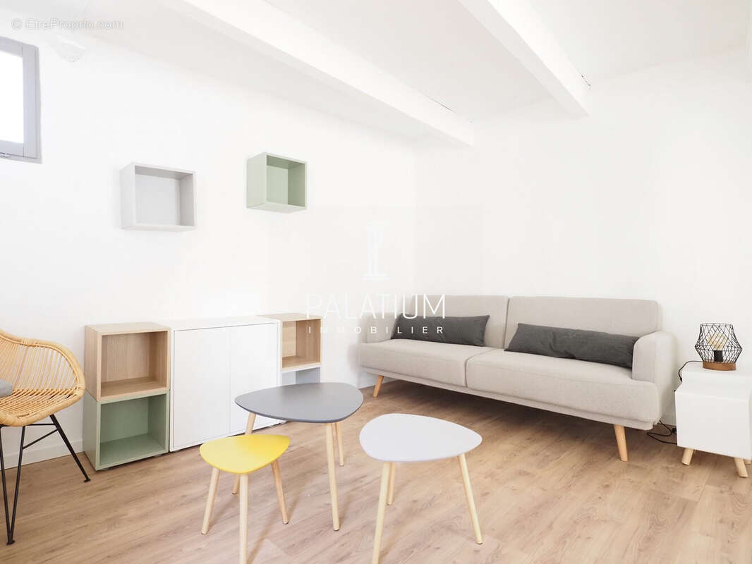 Maison à FORCALQUIER