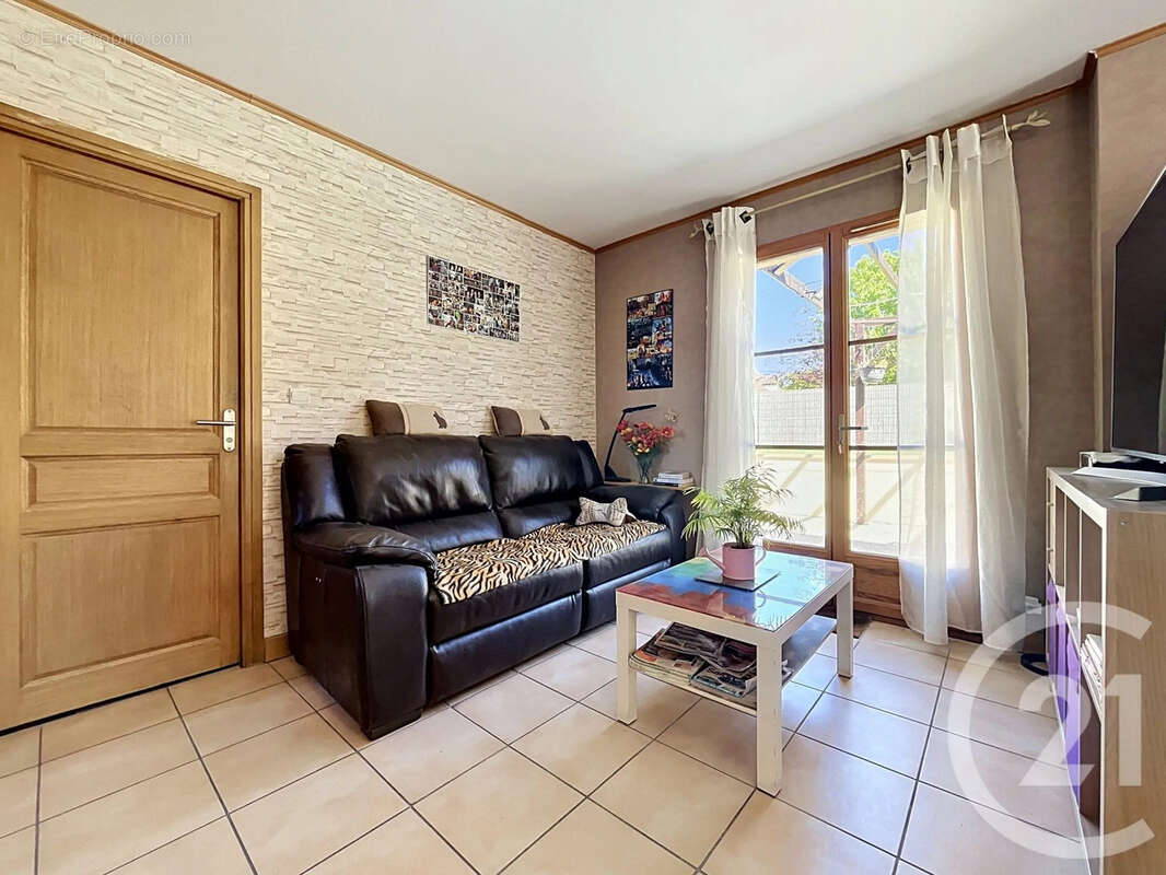 Maison à NANGIS